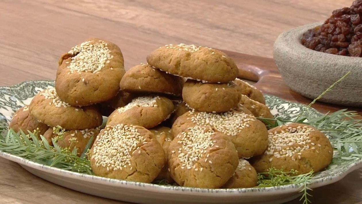 Τα Αρώματα της Κρήτης: Ένα Ταξίδι στις Παραδοσιακές Γεύσεις των Σταφιδωτών