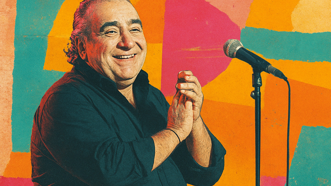 Βασίλης Καρράς: «Κλείνω το ραδιόφωνο όταν ακούω τα τραγούδια του» εξομολογείται ο αδελφός του Δαμιανός