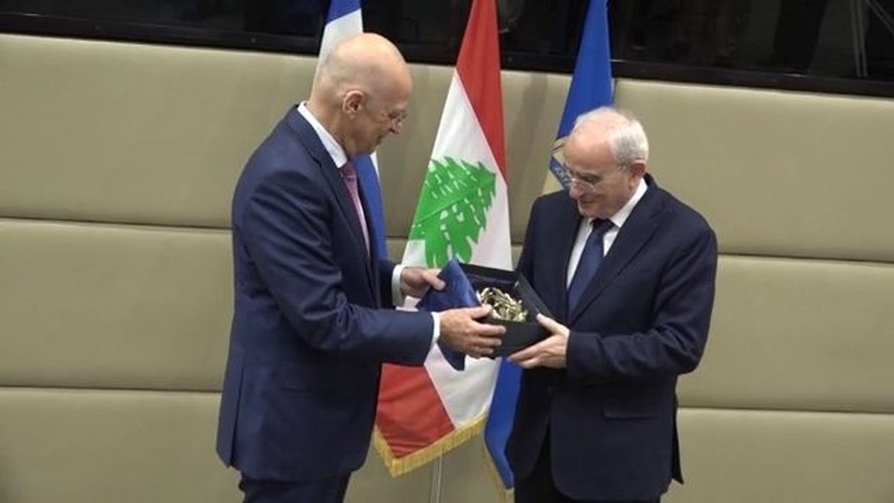 Ο Νίκος Δένδιας συναντήθηκε με τον Λιβανέζο υπουργό Εξωτερικών Μισέλ Μενάσα