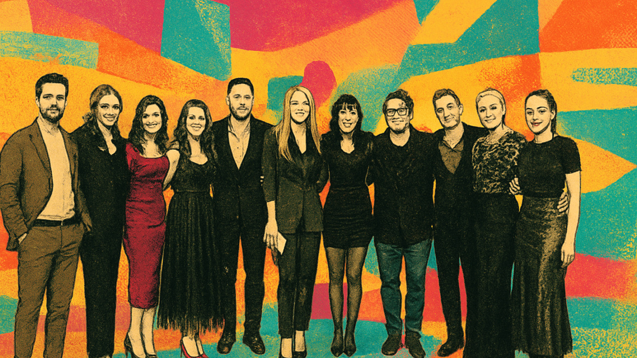 Ρουκ Ζουκ: Η Ζέτα Μακρυπούλια υποδέχεται τους πρωταγωνιστές της σειράς «Γιατί ρε πατέρα;» για καλό σκοπό