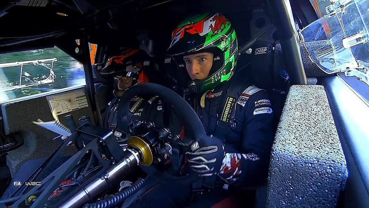 Ο Έλφιν Έβανς κατετάγη πρώτος στο shakedown του Ράλι Ιαπωνίας