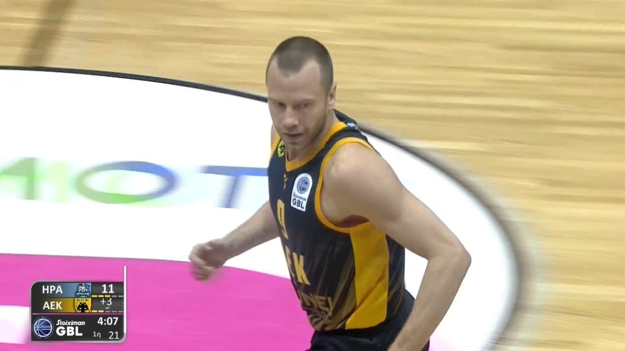 Ο Λεκάβιτσιους σκόραρε τρία τρίποντα στην πρώτη περίοδο του Ηρακλής ΑΕΚ