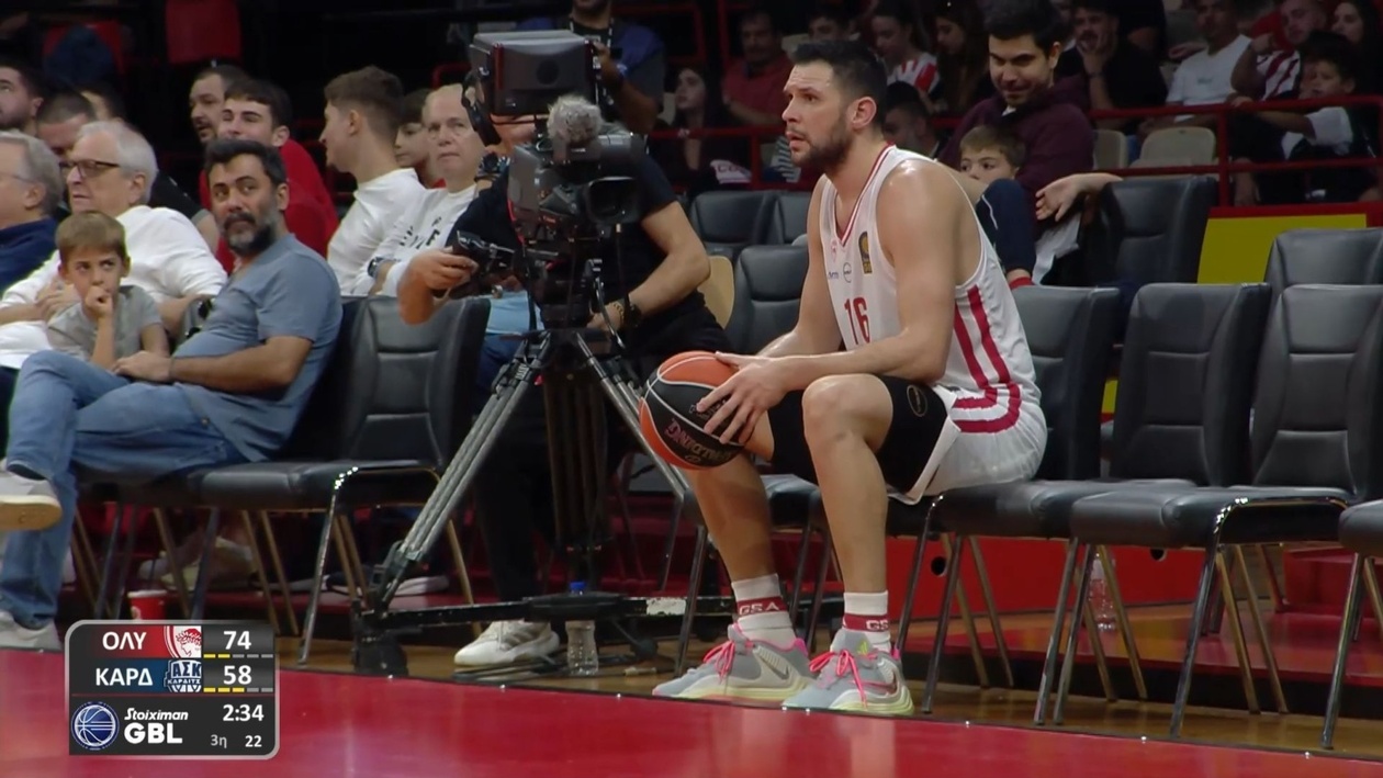 Ο Παπανικολάου κάθεται στη θέση των προέδρων Αγγελόπουλων στο Stoiximan GBL