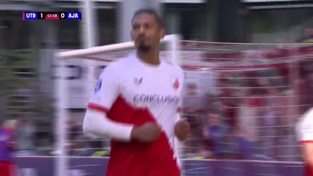 Ο Σεμπαστιάν Αλέ άνοιξε το σκορ για την Ουτρέχτη με κεφαλιά