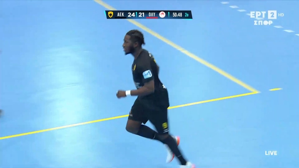 Ο Κεϊτά, μετά το κλέψιμο, αύξησε το προβάδισμα της ΑΕΚ σε +4
