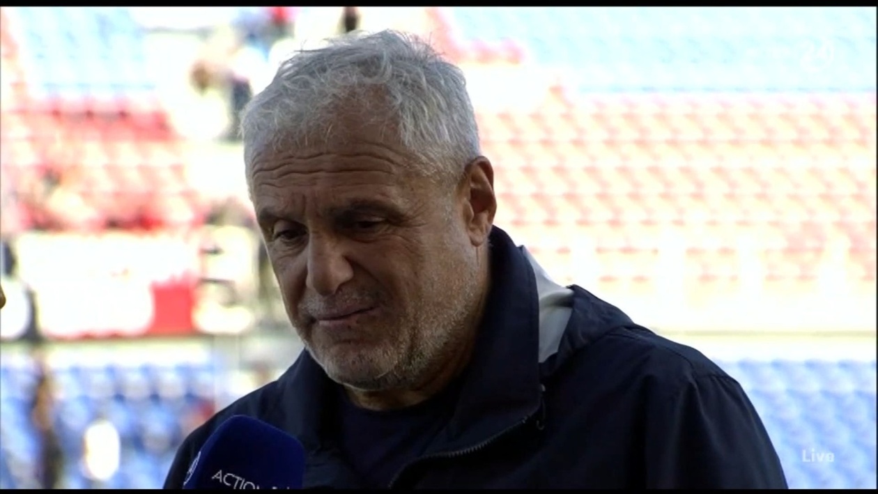 Ο Αλέκος Βοσνιάδης μετά το 1-1 του Πανιωνίου με Καλαμάτα