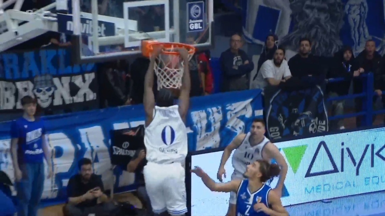 Ο Ηρακλής παρουσίασε ένα εντυπωσιακό alley-oop στον αγώνα κόντρα στη Σπαρτάκ Πλέβεν