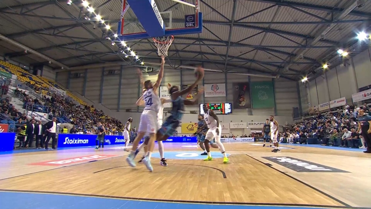 Ένα απρόβλεπτο καλάθι του Γκούντγουιν στην Καρδίτσα