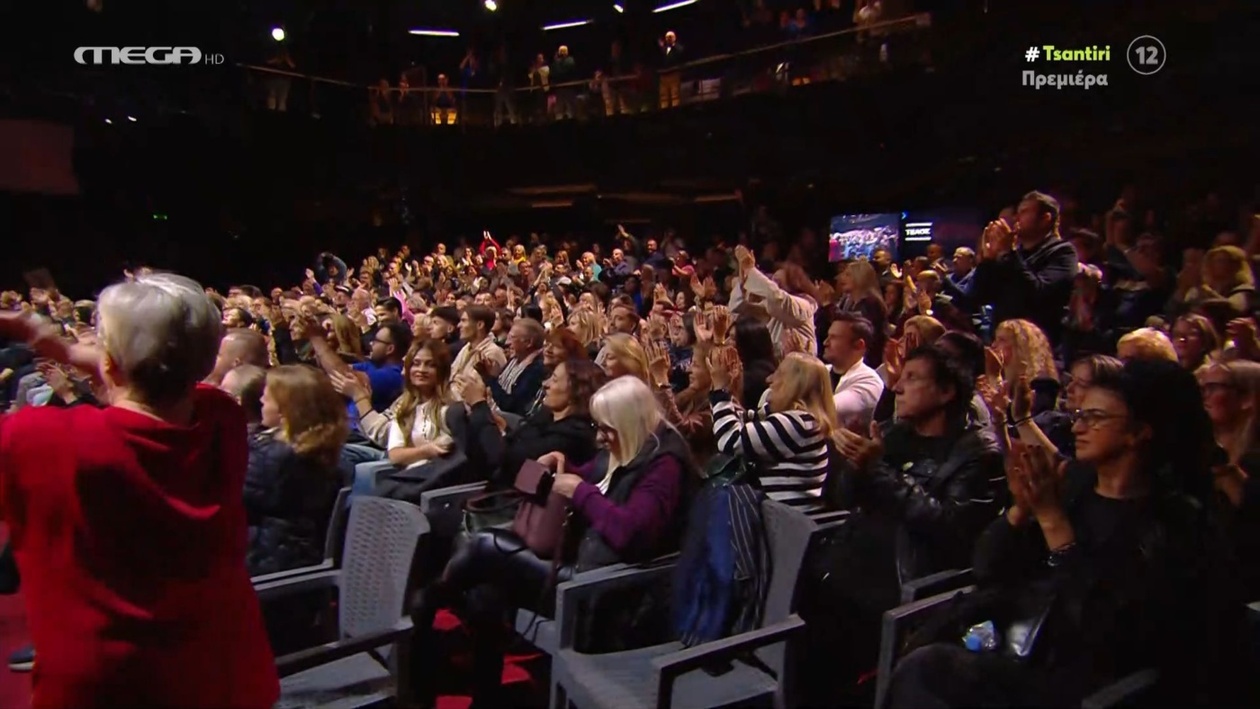 Το συγκινητικό φινάλε της πρεμιέρας του Λαζόπουλου με αφιέρωμα στον Διονύση Σαββόπουλο