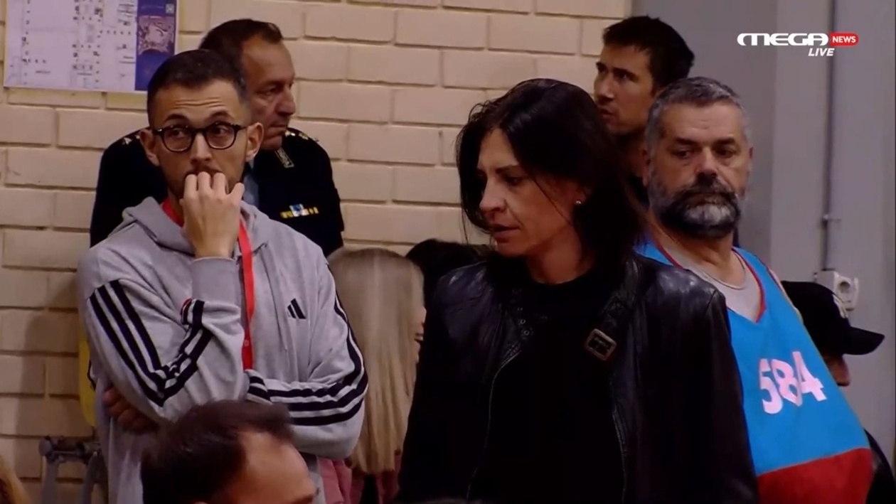 Η Εβίνα Μάλτση βρέθηκε στον αγώνα Ολυμπιακός – Παναθηναϊκός