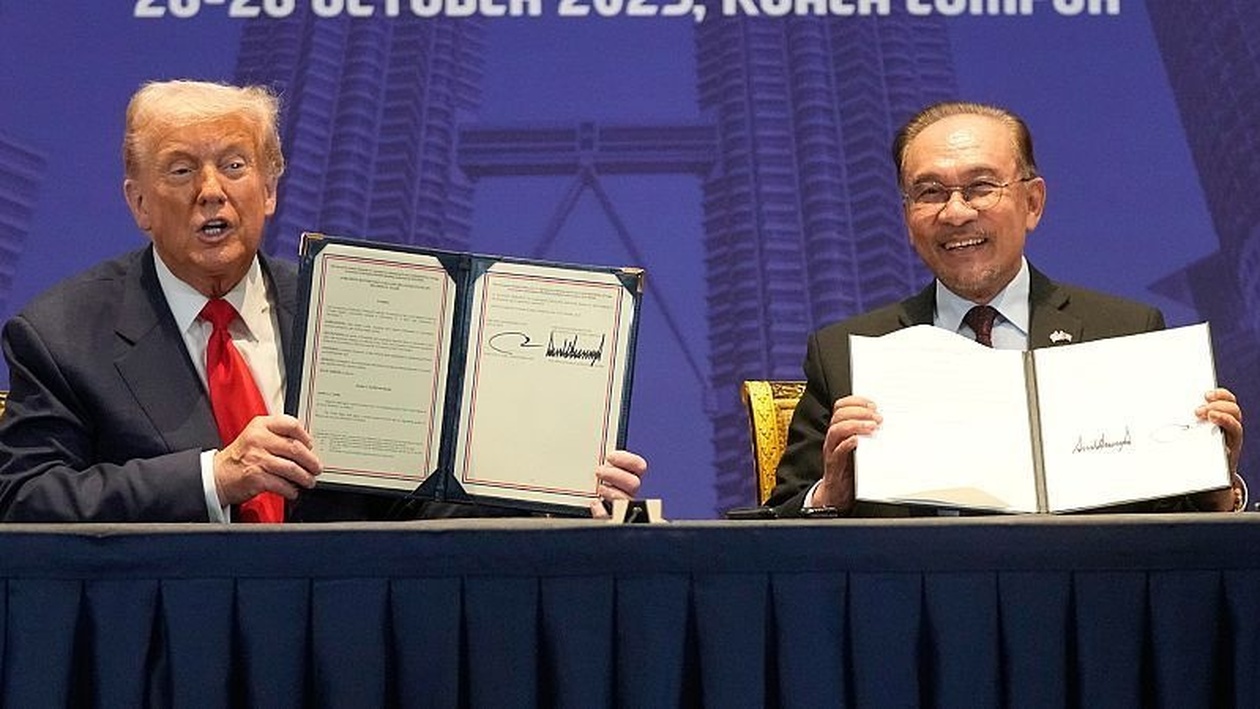 Ο Τραμπ στην Ασία με επίκεντρο τις σπάνιες γαίες