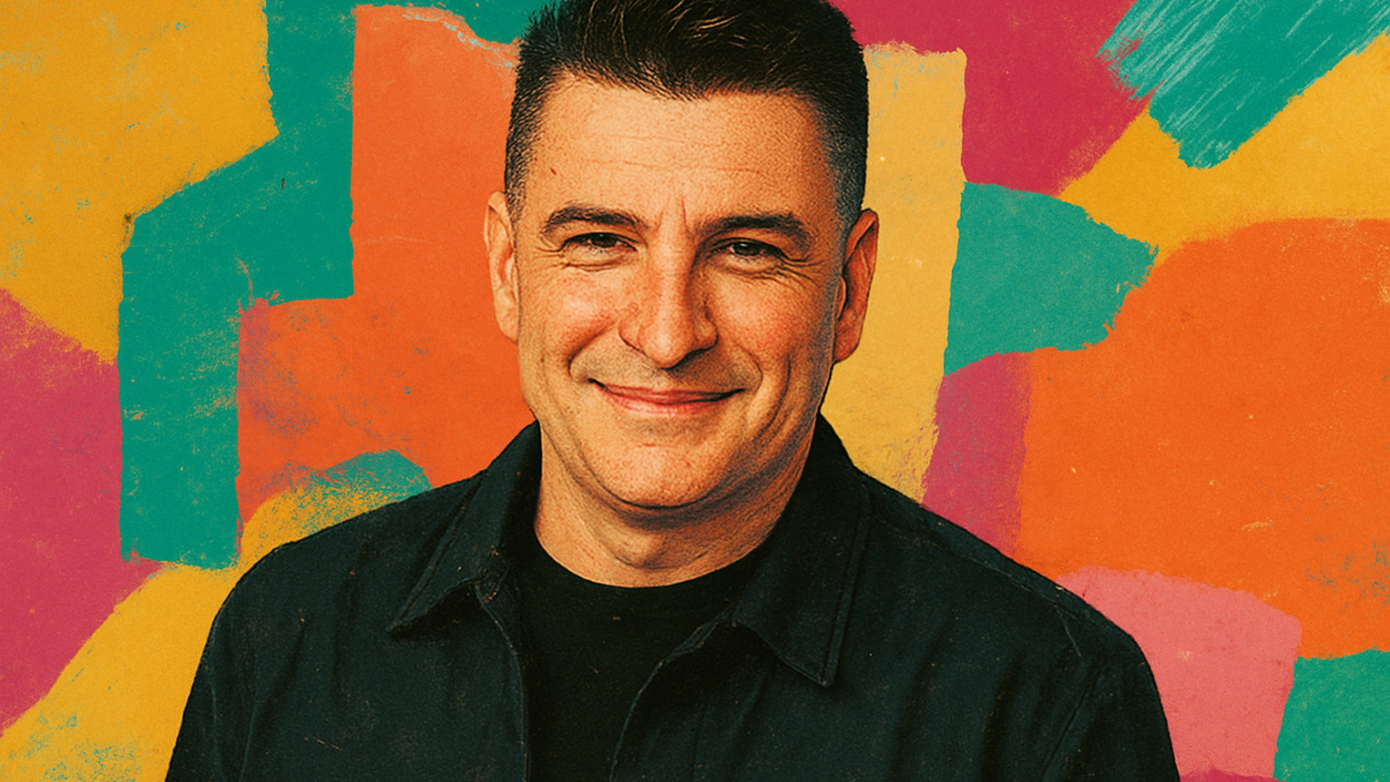 Χρίστος Αντωνιάδης: Η εξομολόγηση για τα δίδυμα και η «άλλη πίστα» της πατρότητας