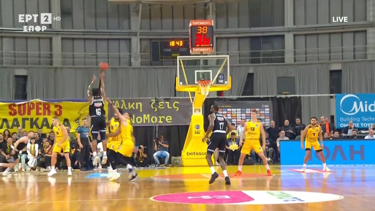 Το τρίποντο του Τζάκσον βοήθησε τον ΠΑΟΚ να πάρει προβάδισμα