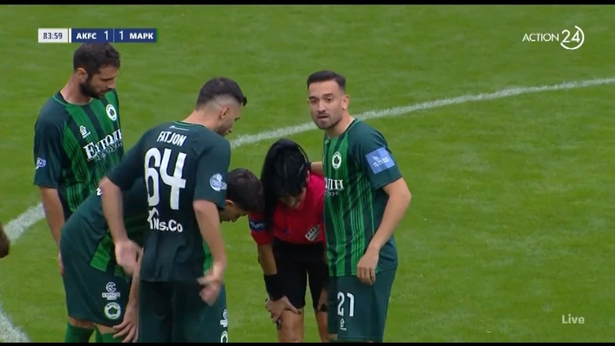 Η διαιτήτρια υπέστη τραυματισμό στον αστράγαλο κατά τη διάρκεια του αγώνα Athens Kallithea εναντίον Μαρκό