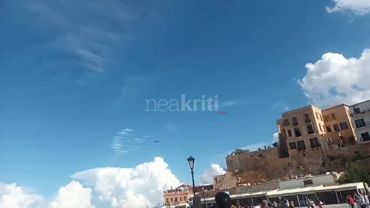 Εντυπωσιακή επίδειξη F-16 στο Παλαιό Λιμάνι των Χανίων, Ελλάδα