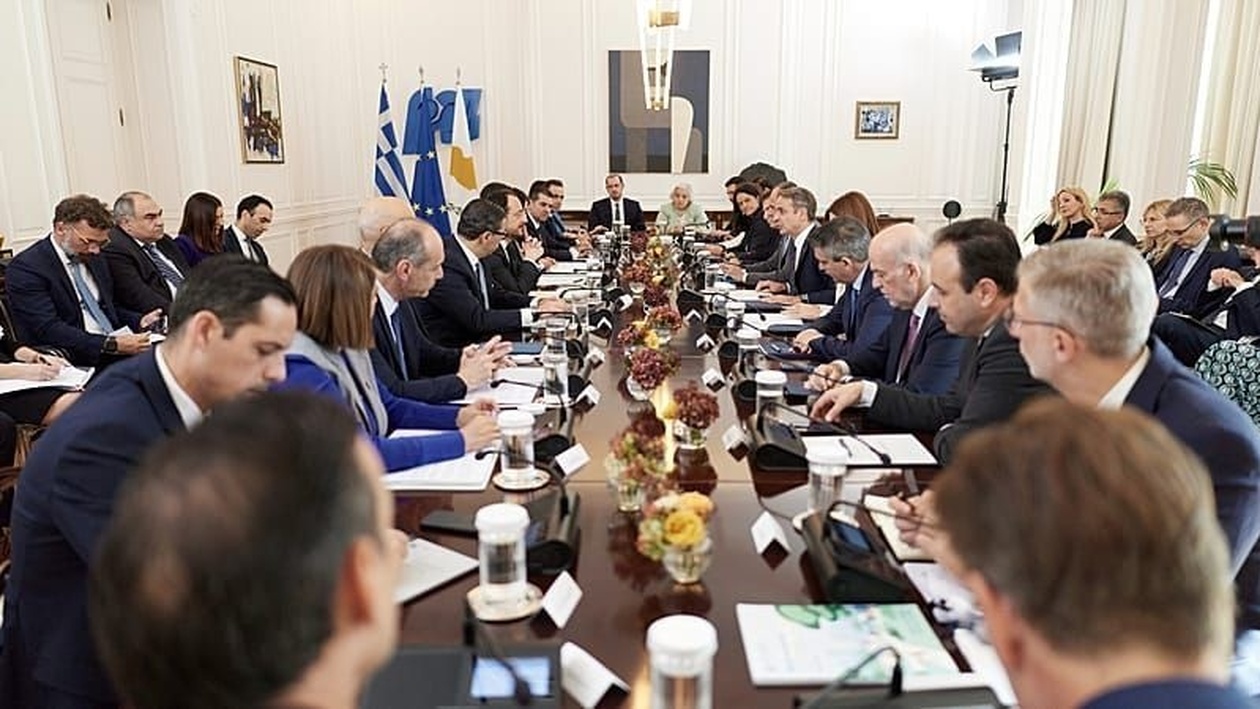 Η τρίτη διακυβερνητική συνάντηση μεταξύ Ελλάδας και Κύπρου: λήφθηκαν αποφάσεις για το Κυπριακό, την ψηφιακή πολιτική και την υγεία