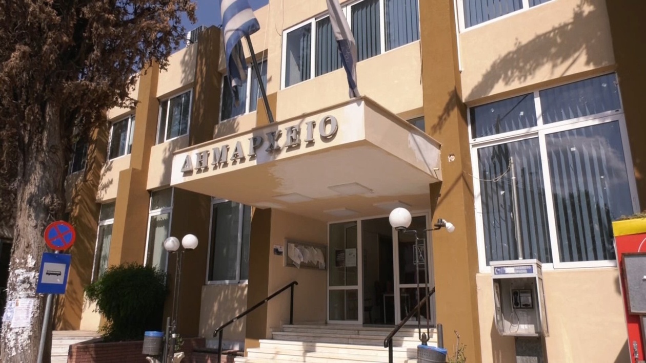 Το λουκέτο στα ΕΛΤΑ της Βοιωτίας πυροδοτεί αντιδράσεις