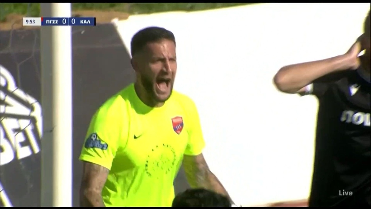 Ο Γιαννακόπουλος απαντά στην κεφαλιά του Στρούγγη στον αγώνα Πανιώνιος Καλαμάτα