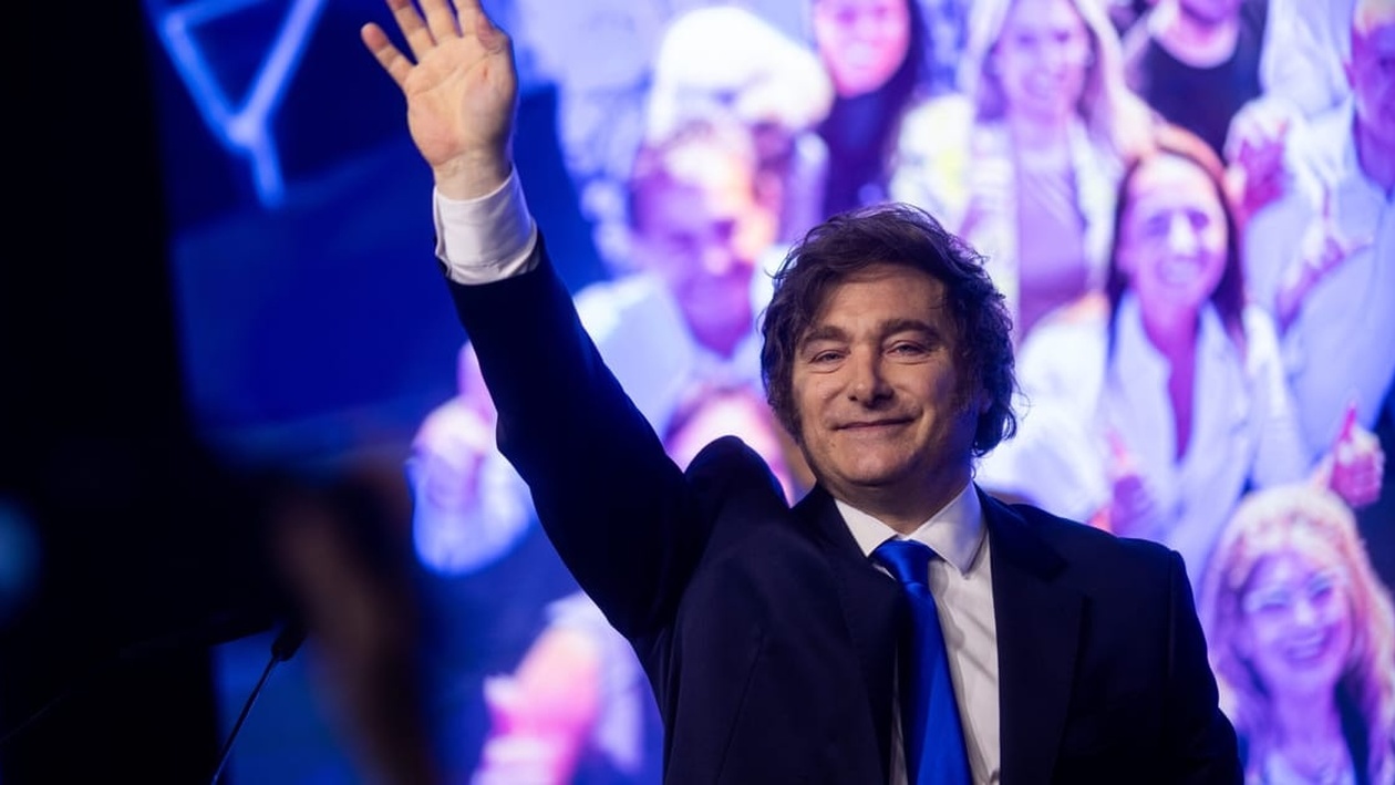 Ο Javier Milei κερδίζει ευρεία εντολή στις ενδιάμεσες εκλογές της Αργεντινής