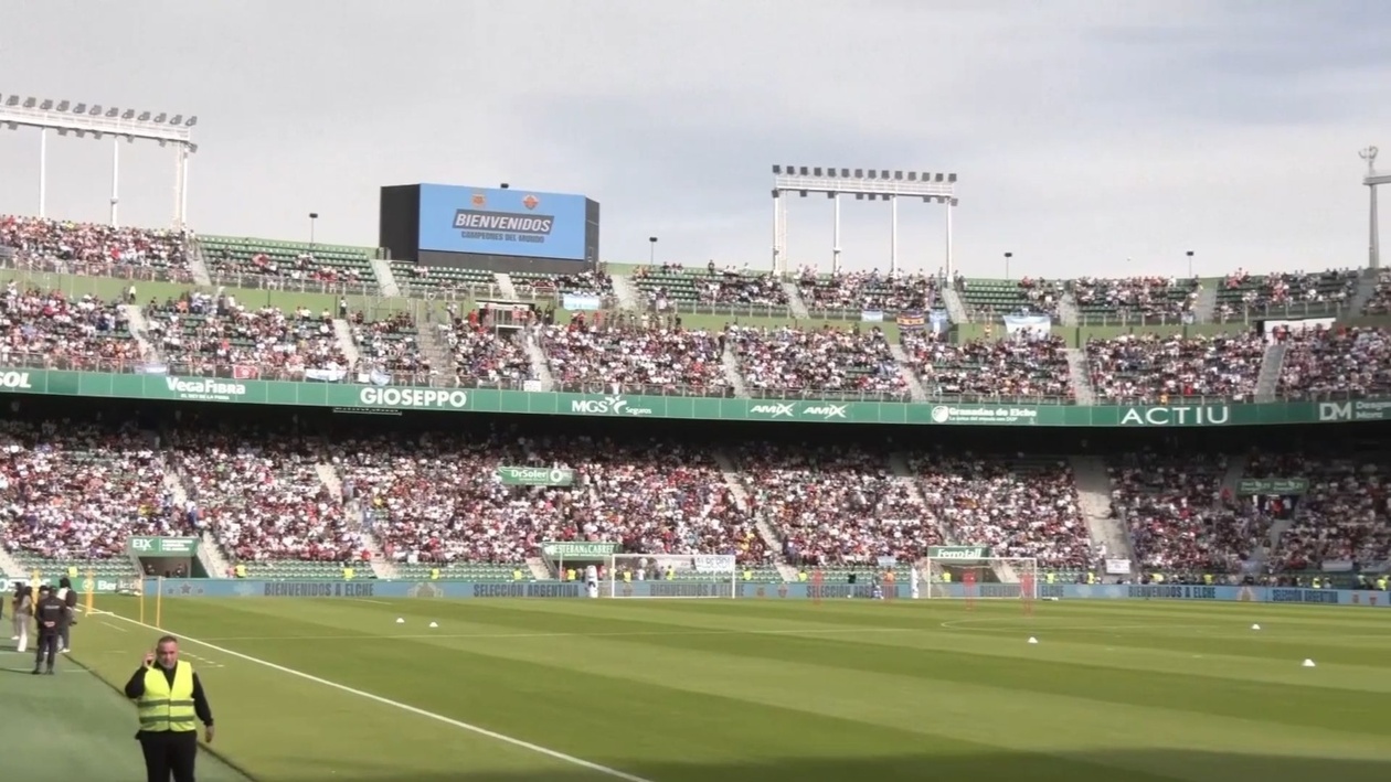 Ο Μέσι ξεσήκωσε φρενίτιδα στο Έλτσε