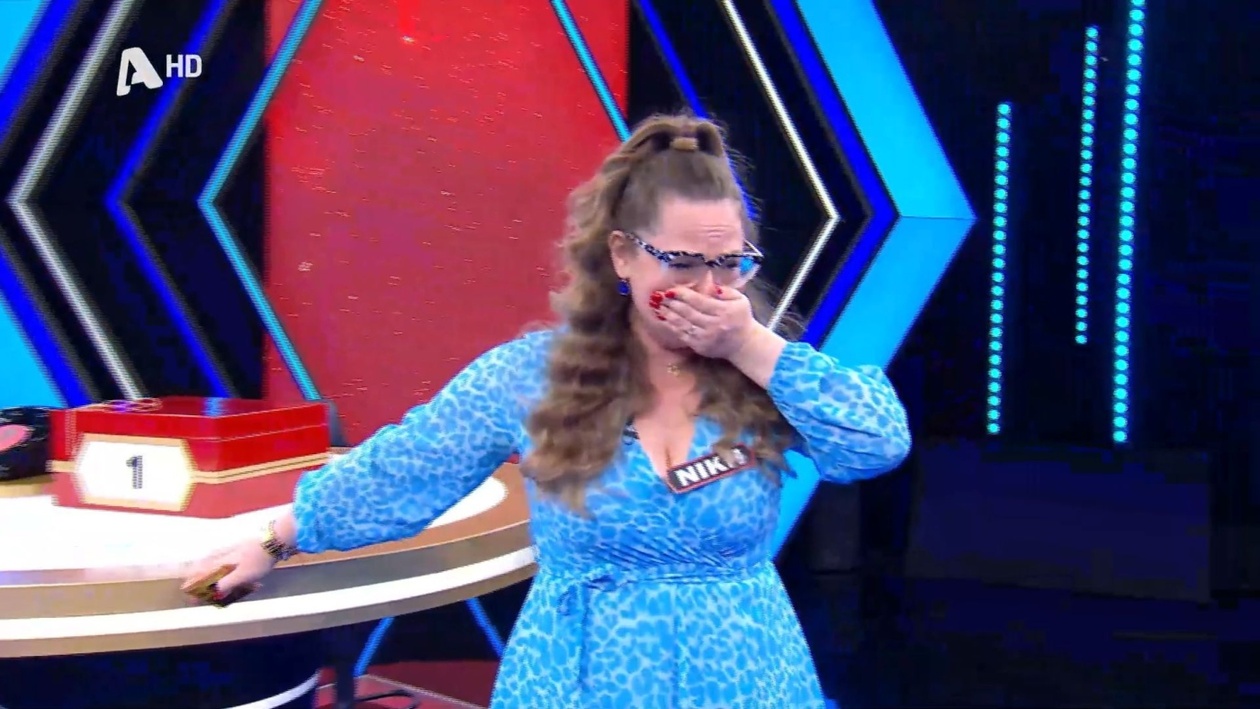 Μια παίκτρια στην εκπομπή Deal βρήκε 20.000 ευρώ στο κουτί