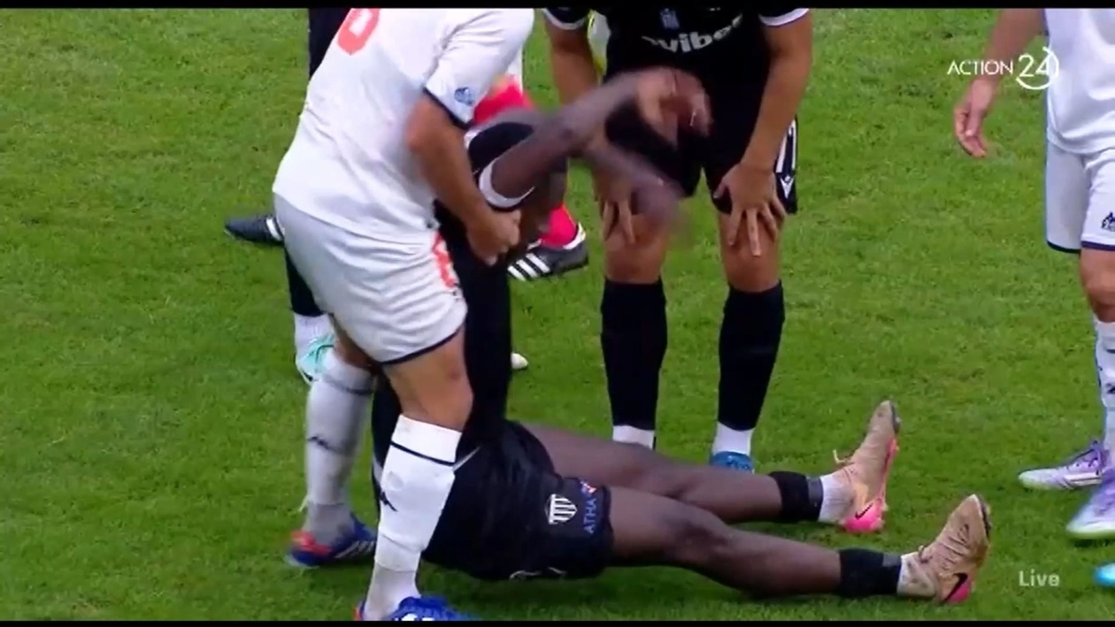 Ο Ματίγια προσφέρθηκε να βοηθήσει τραυματισμένο αντίπαλο στη Super League 2