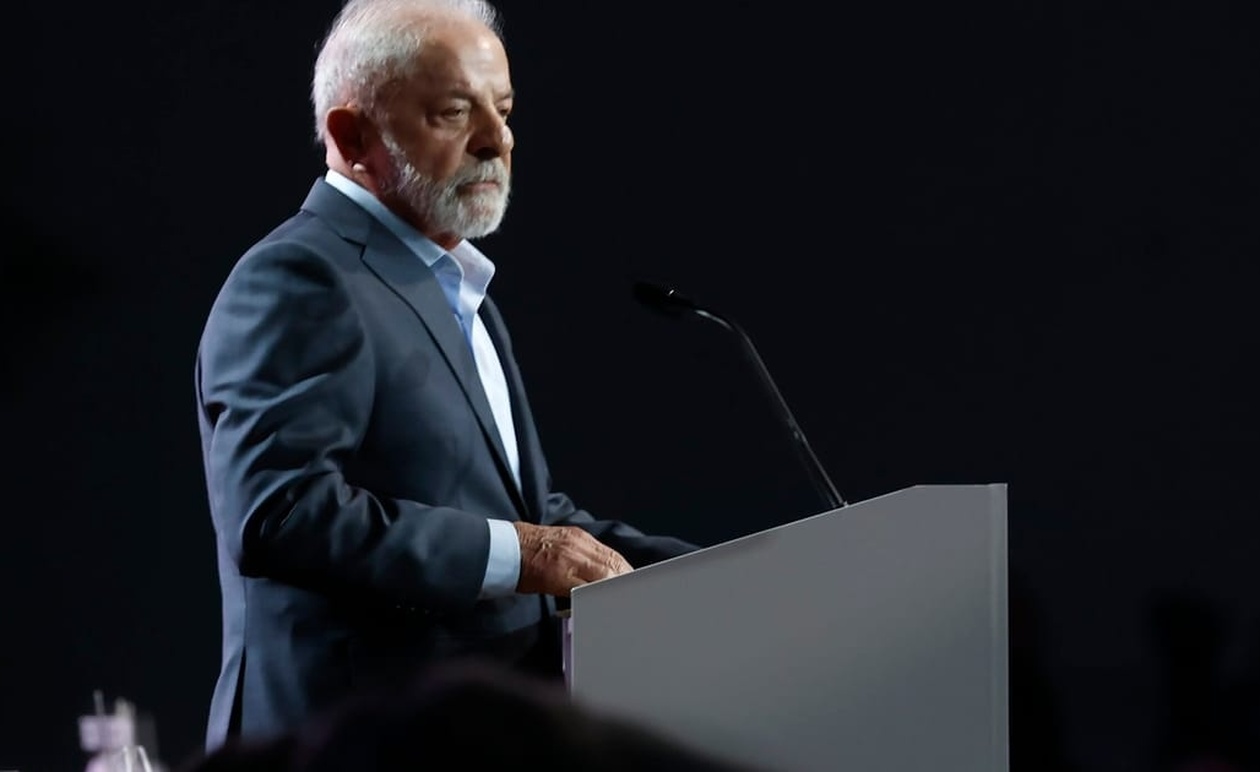 Ο Λούλα επιτίθεται στον Μερτς: «Να χόρευε στην Παρά»