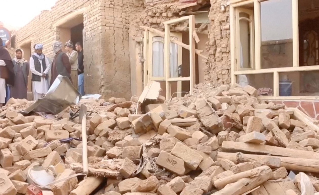 Ισχυρός σεισμός μεγέθους 6,3 σημειώθηκε στο βόρειο Αφγανιστάν