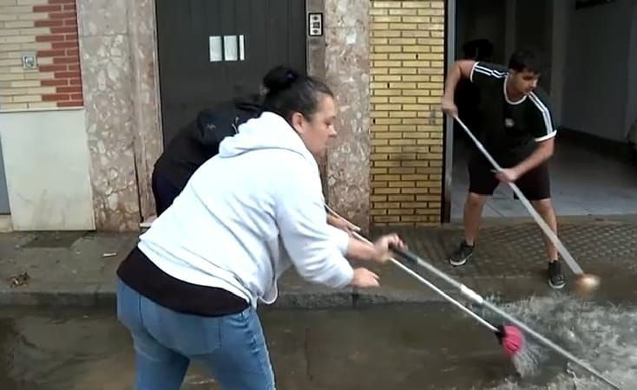 Οι πλημμύρες στη Σεβίλλη με πάνω από 440 περιστατικά, ρεκόρ βροχόπτωσης