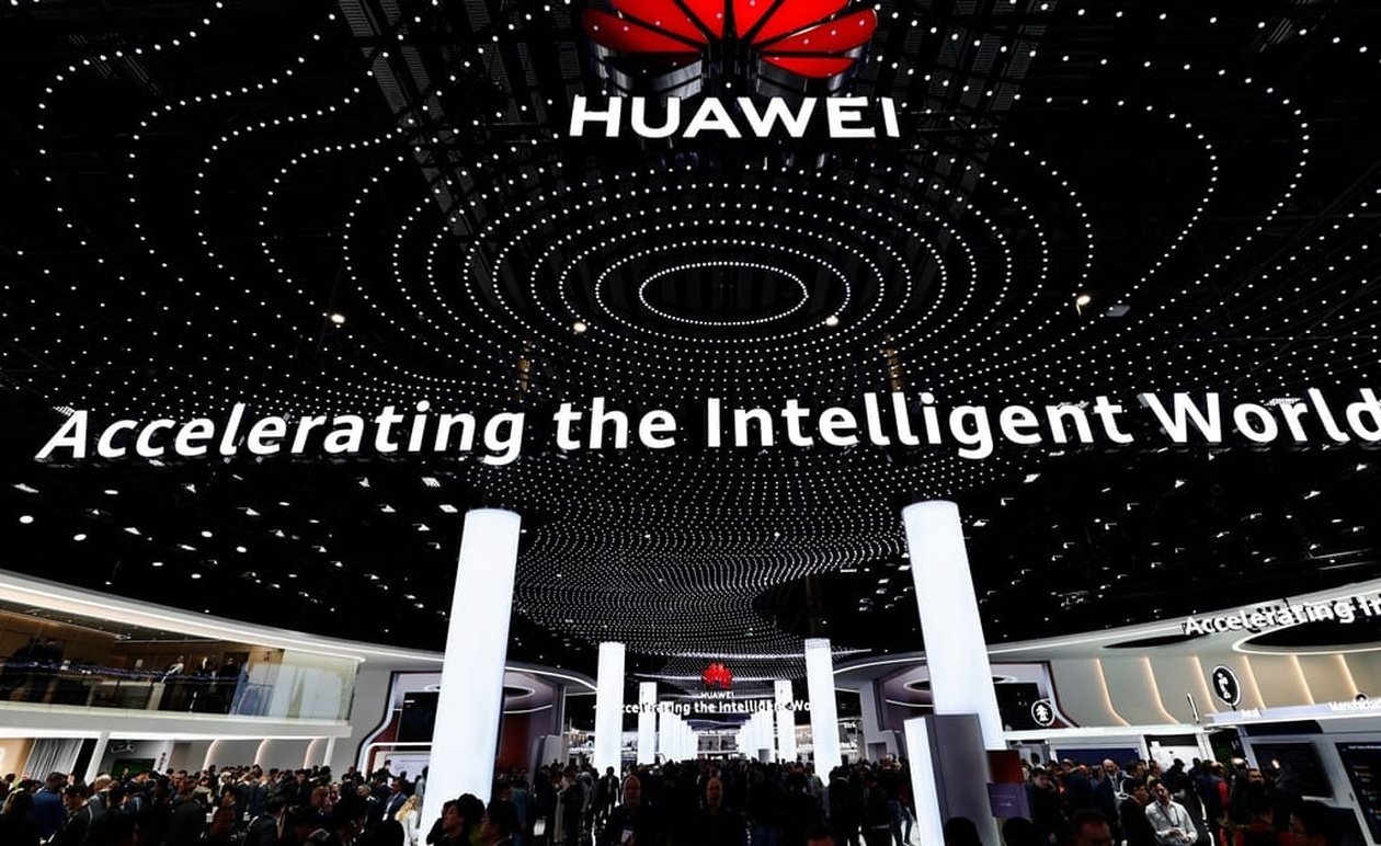 η ευρωπαϊκή ανησυχία για την κινεζική κυριαρχία στην ηλιακή ενέργεια και τους κινδύνους στα δίκτυα