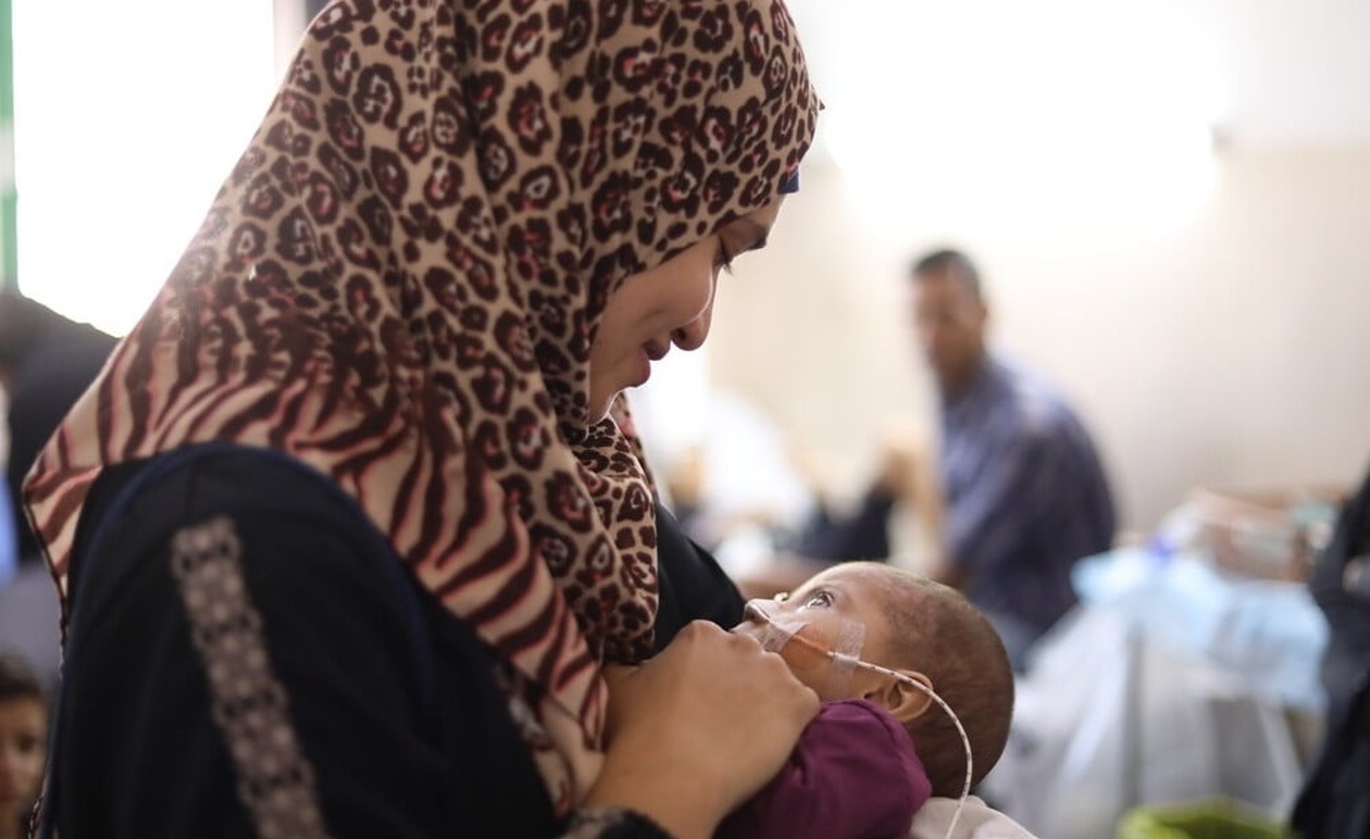 24 παιδιά νεκρά από μολυσμένο σιρόπι για τον βήχα