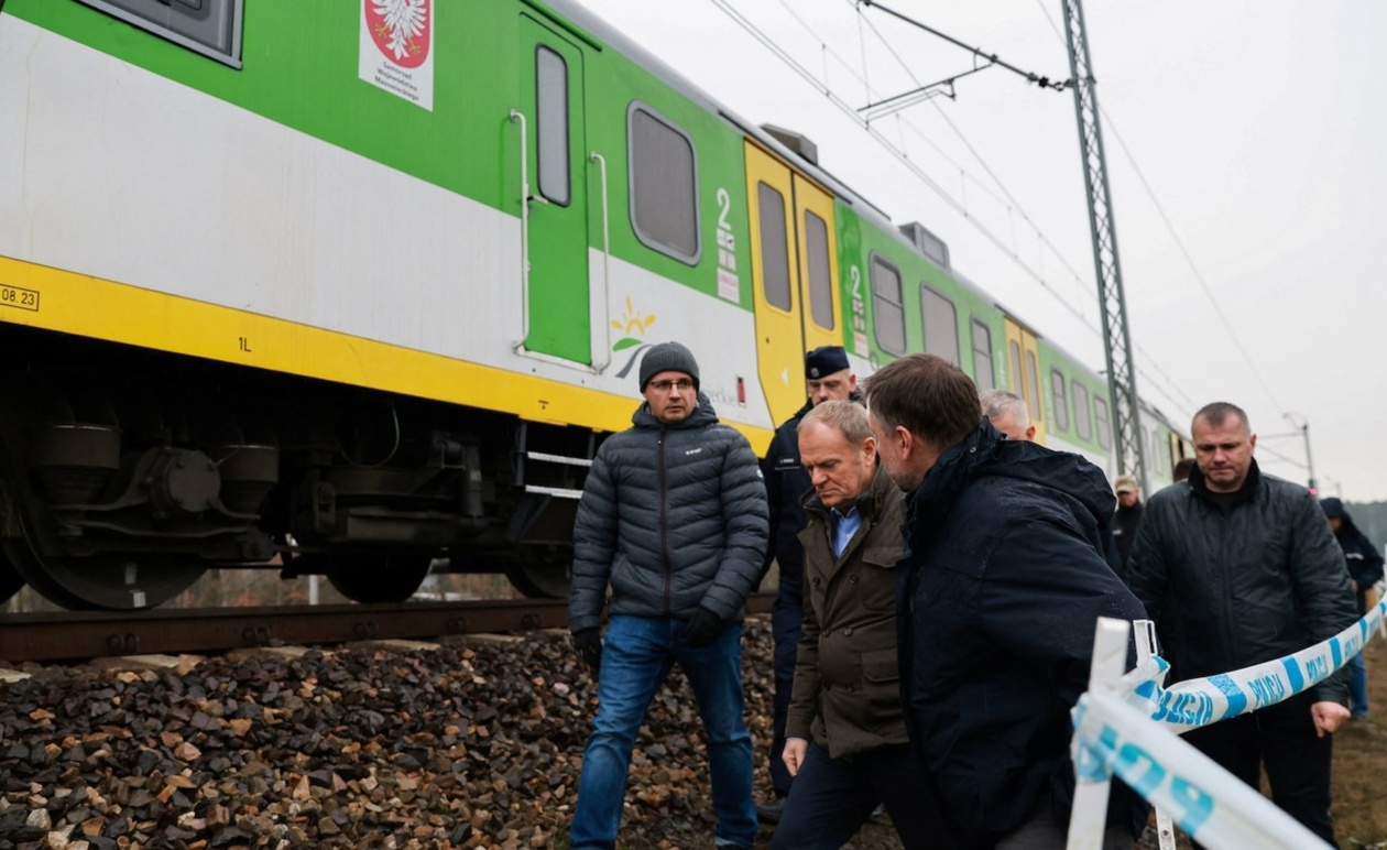 Η Πολωνία αντιμετωπίζει διπλή επίθεση σαμποτάζ σε σιδηροδρομικές γραμμές
