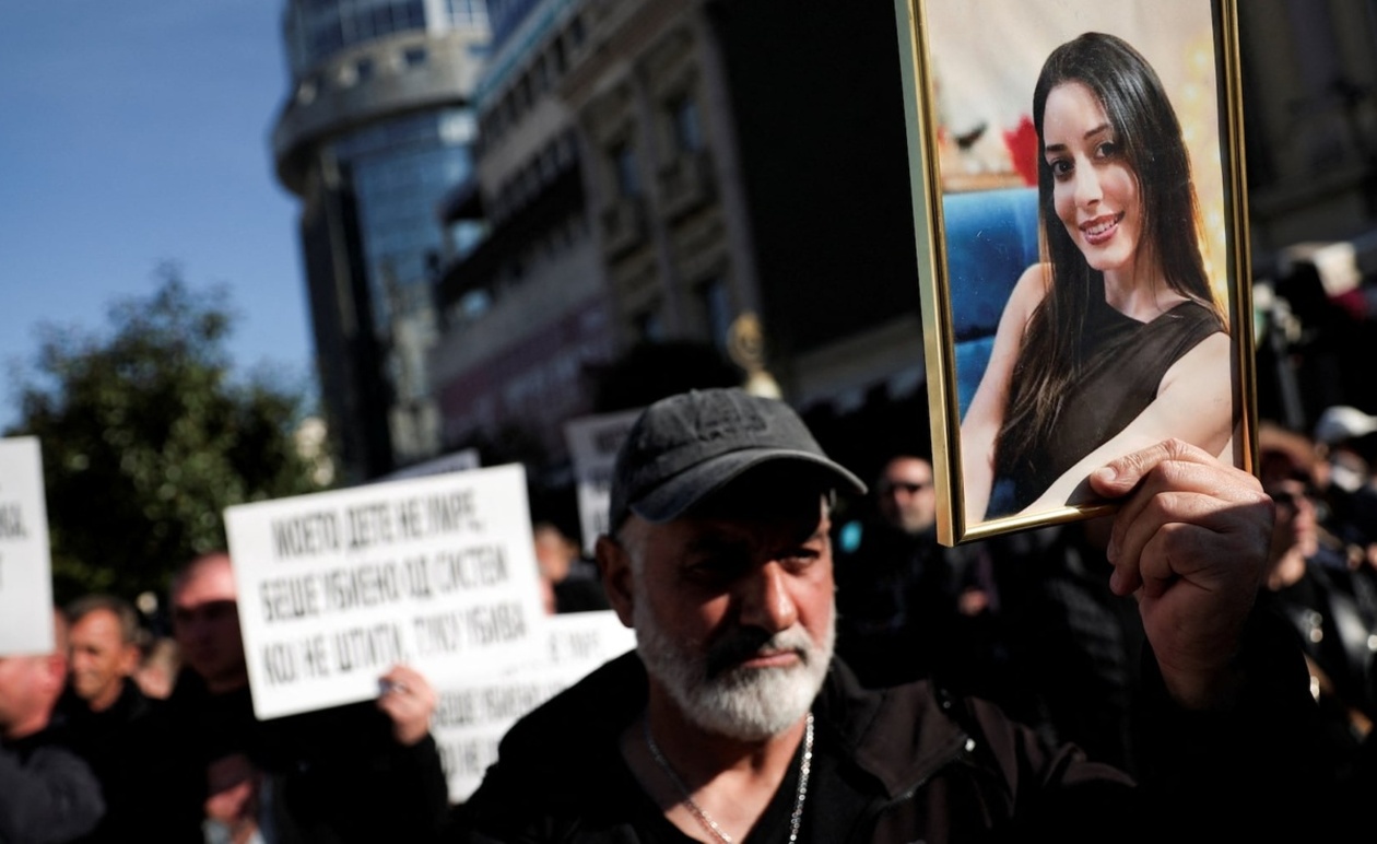 Χιλιάδες Διαδηλωτές στα Σκόπια Ζητούν Δικαιοσύνη για τους 63 Νεκρούς από την Πυρκαγιά σε Νυχτερινό Κέντρο