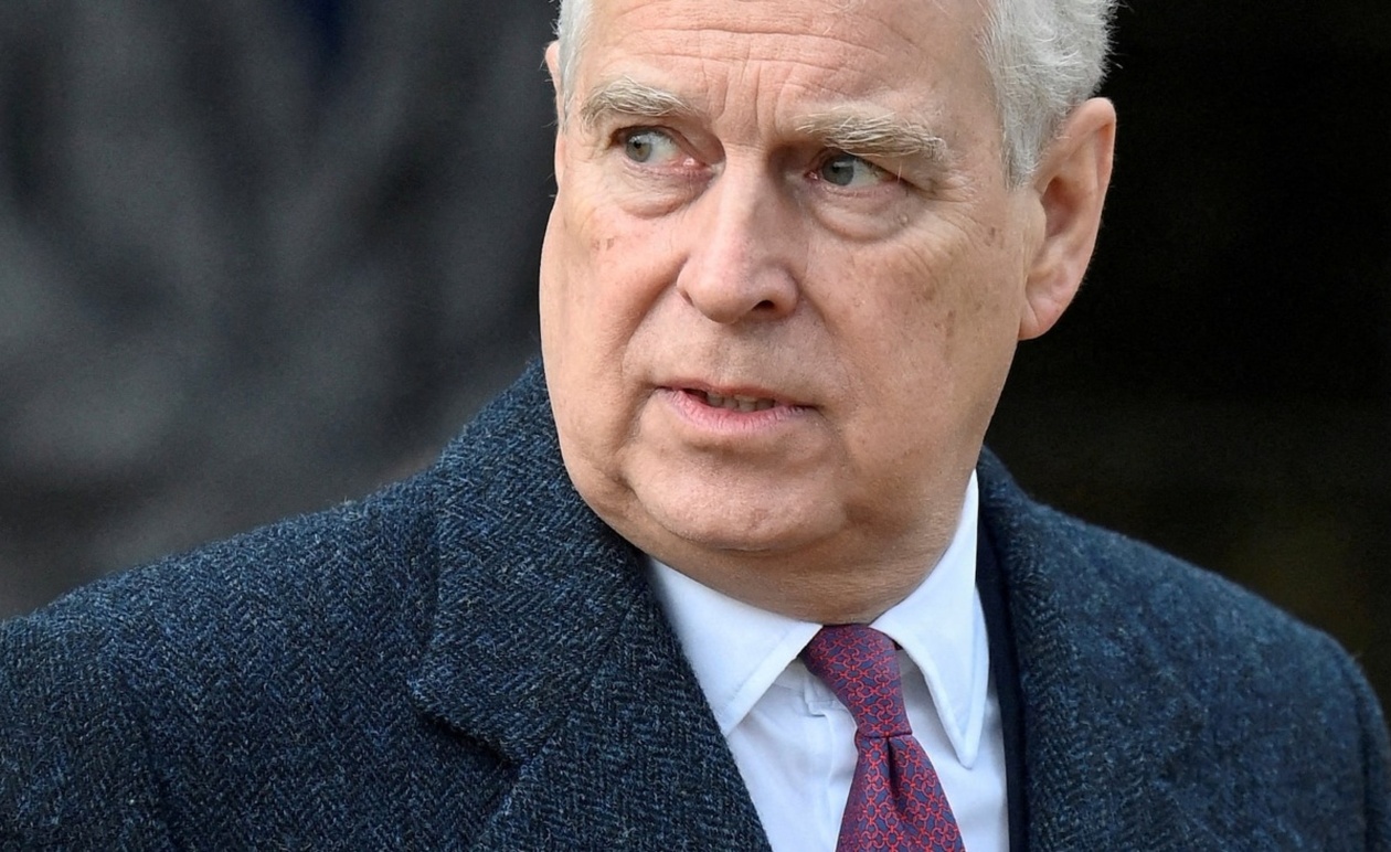 Ο πρίγκιπας Andrew μετά την αποκάλυψη του βιβλίου: απώλεια τίτλων και μετεγκατάσταση