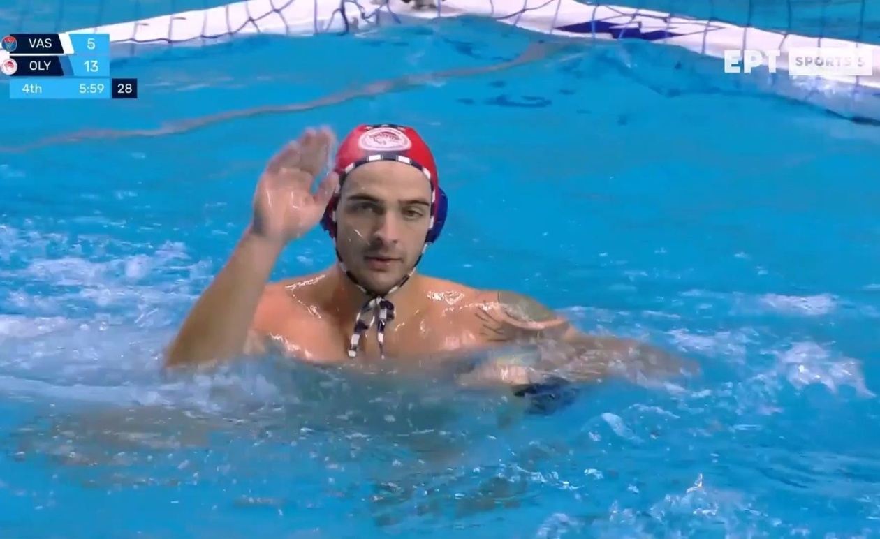 Ο Ζερδεβάς κράτησε αλώβητο τον Ολυμπιακό στον αγώνα με Βάσας