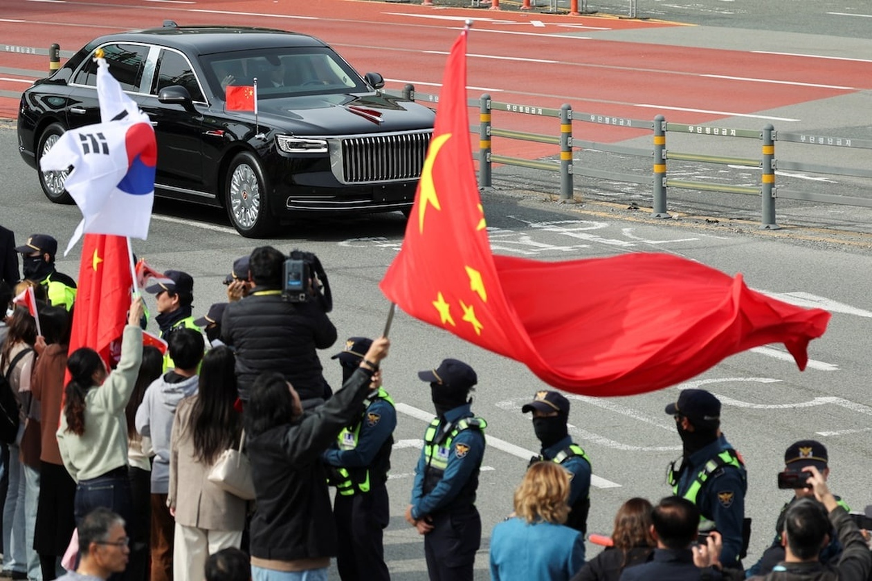 Η σύνοδος Trump Xi φέρνει εύθραυστη εκεχειρία στο εμπόριο