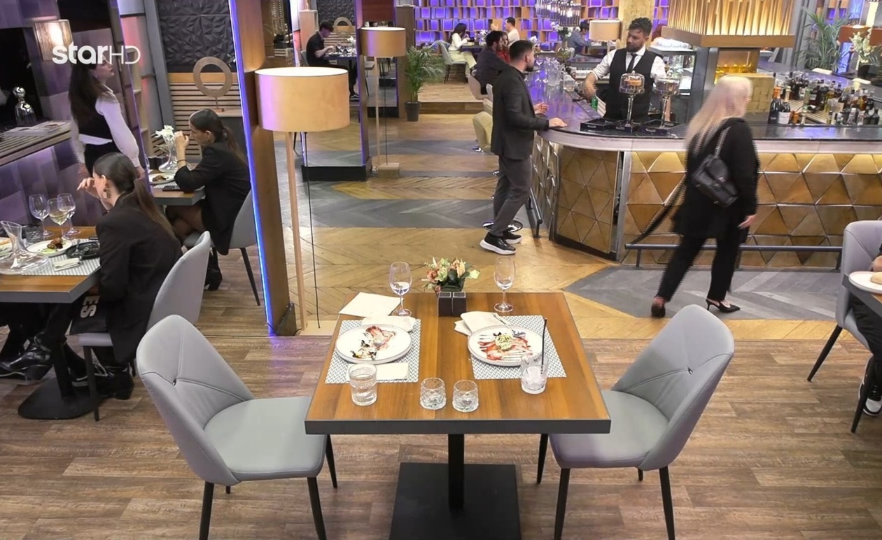 Η Leyla σχολιάζει το ‘βαρύ’ στυλ του Κώστα στο First Dates