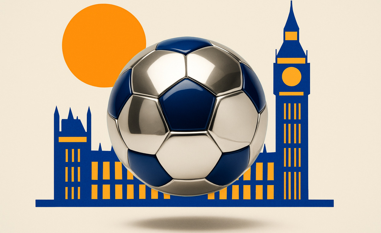 Κιρ Στάρμερ: Η νέα επικοινωνιακή στρατηγική «τύπου Τραμπ» και το πολιτικό στοίχημα του ποδοσφαίρου