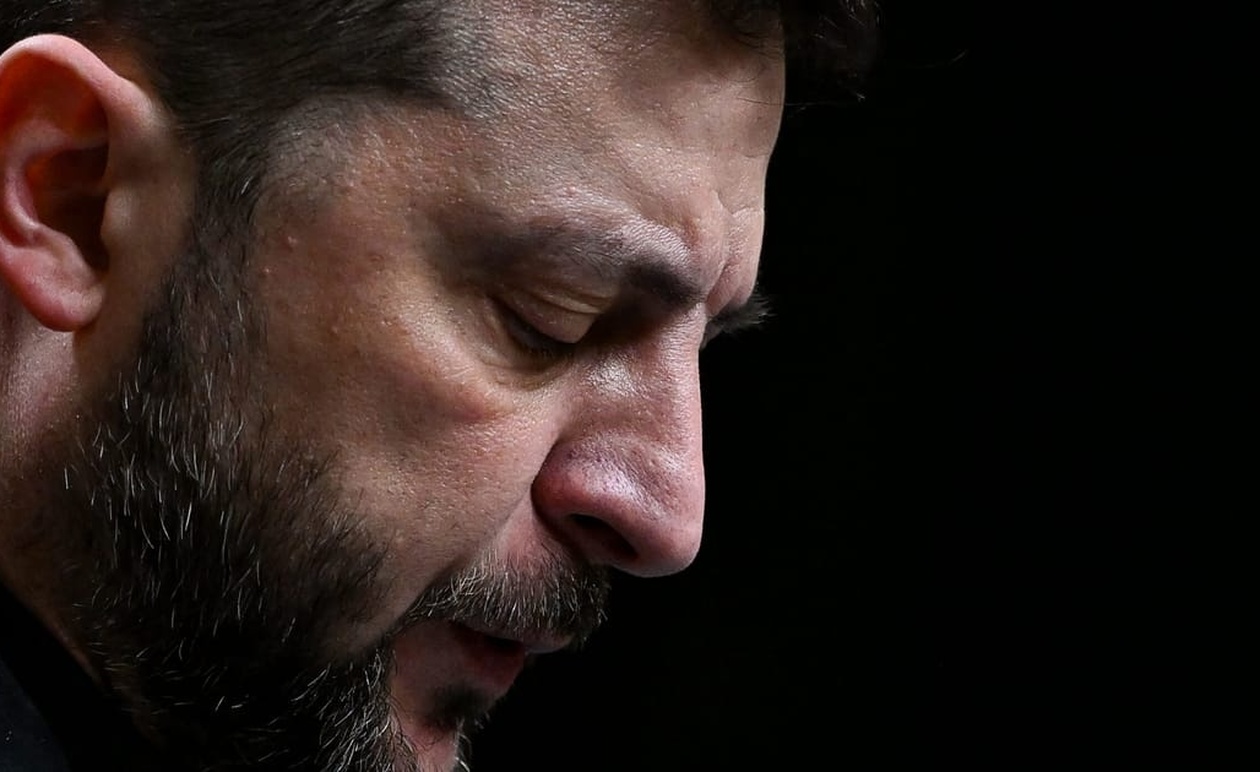 Ο Ζελένσκι αντιστέκεται στις πιέσεις για την αποπομπή του Άντριι Γιερμάκ εν μέσω σκανδάλου διαφθοράς