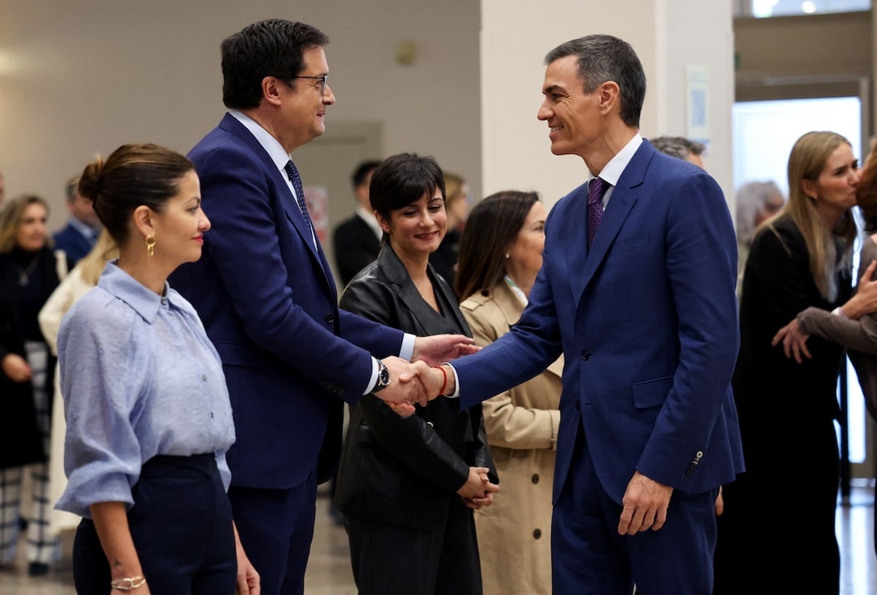 Η Ισπανία τιμά τα θύματα με αφορμή τη συμπλήρωση πενήντα ετών από τον θάνατο του Φράνκο