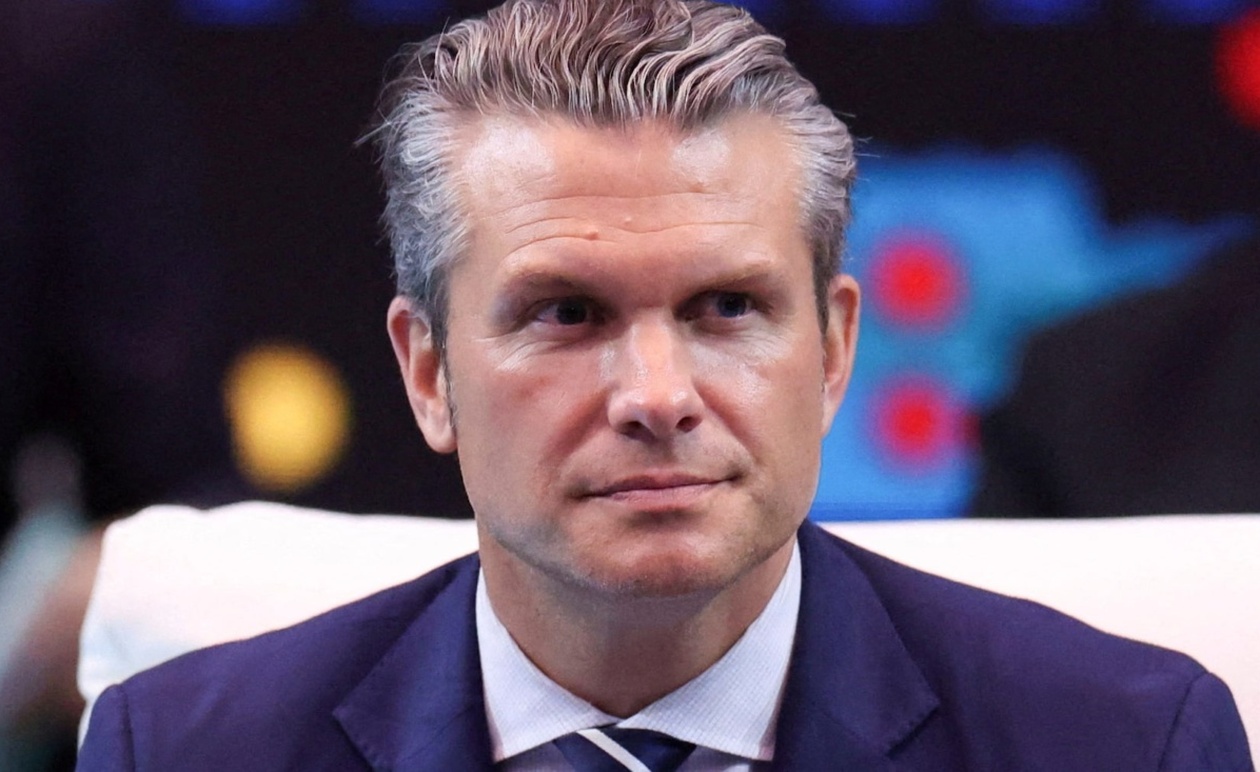 Ο υπουργός Άμυνας των ΗΠΑ επισκέπτεται το Βιετνάμ για να συζητήσει πωλήσεις όπλων