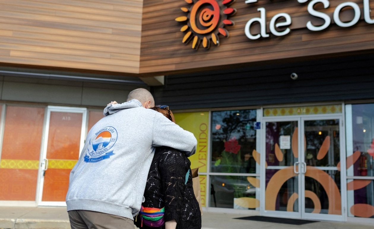 Πράκτορες επιβολής του μεταναστευτικού νόμου εισέβαλαν σε παιδικό σταθμό στο Σικάγο