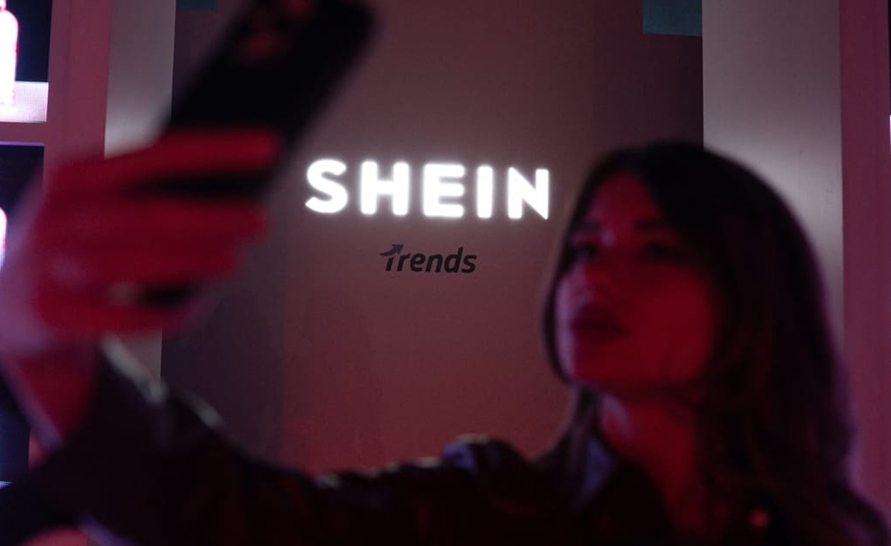 Κατηγορίες ότι η Shein πωλούσε σεξουαλικές κούκλες με παιδική εμφάνιση