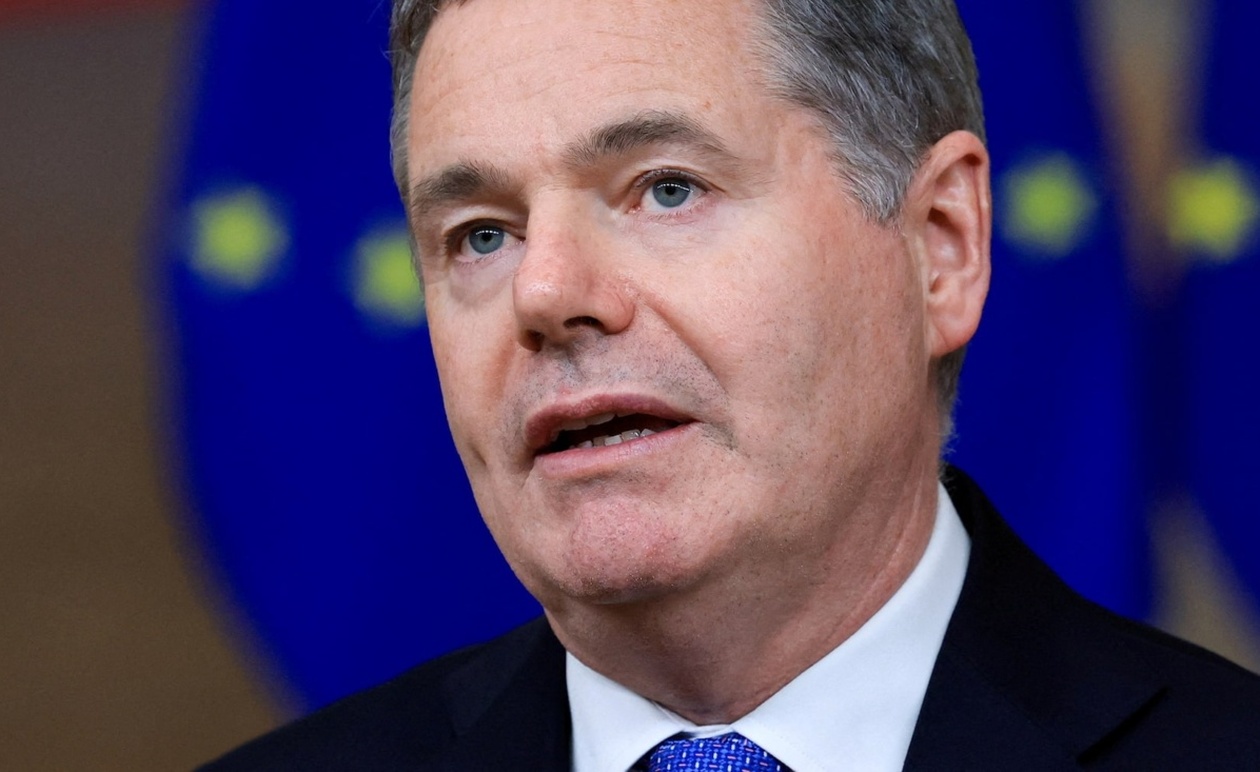 Ο Πασκάλ Ντόνοχιου παραιτείται από υπουργός Οικονομικών και επικεφαλής του Eurogroup