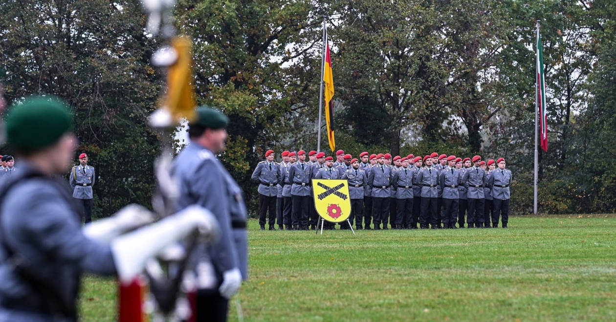 Η Γερμανία σχεδιάζει να εφαρμόσει ένα νέο μοντέλο στρατιωτικής θητείας το 2026