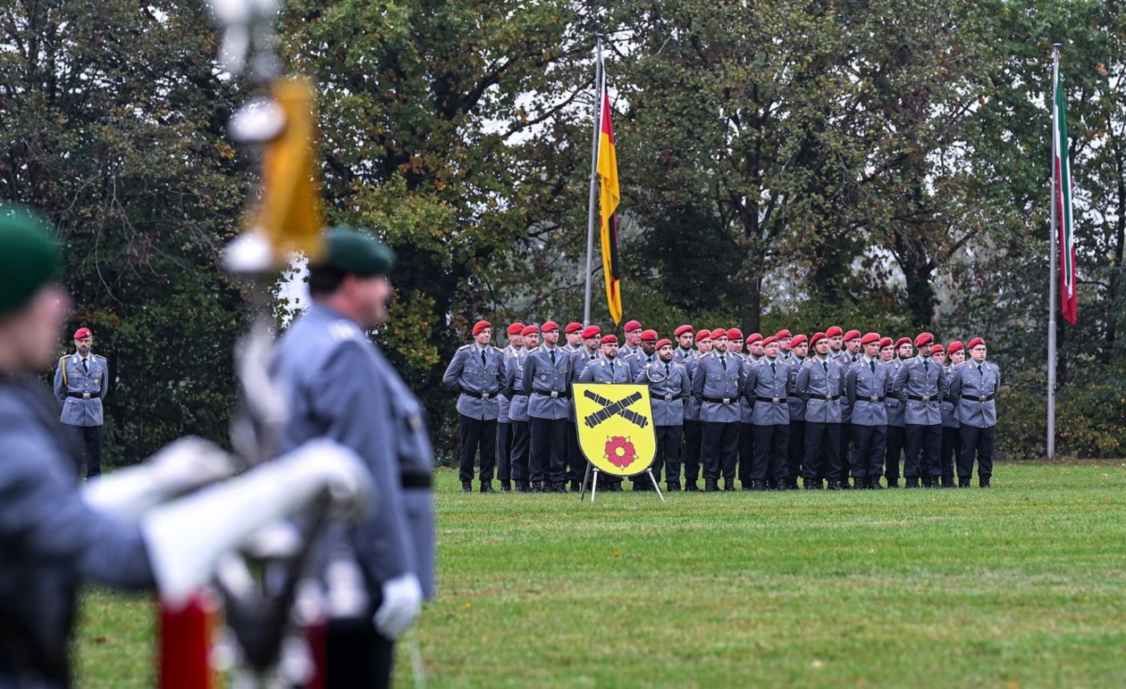 Η Γερμανία σχεδιάζει να εφαρμόσει ένα νέο μοντέλο στρατιωτικής θητείας το 2026
