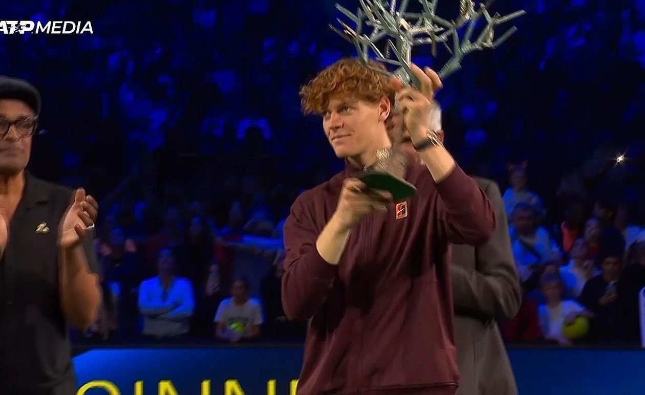 Ο Σίνερ επέστρεψε στην κορυφή της παγκόσμιας κατάταξης στο Παρίσι με συντριπτική εμφάνιση