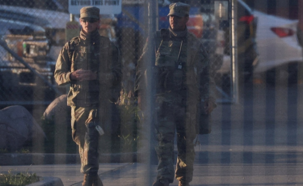 Η μάχη για τη χρήση της εθνικής φρουράς στο Σικάγο από το Ανώτατο Δικαστήριο