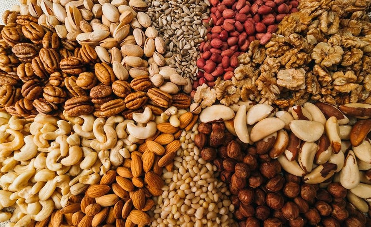 Δηλητηριασμένοι ξηροί καρποί στην Ελλάδα – Περιέχουν υδροκυάνιο