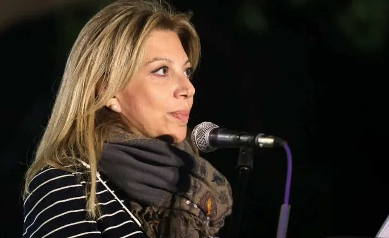 Δηλώνει πρώην δεξιά κι ετοιμάζει κίνημα η Μαρία Καρυστιανού